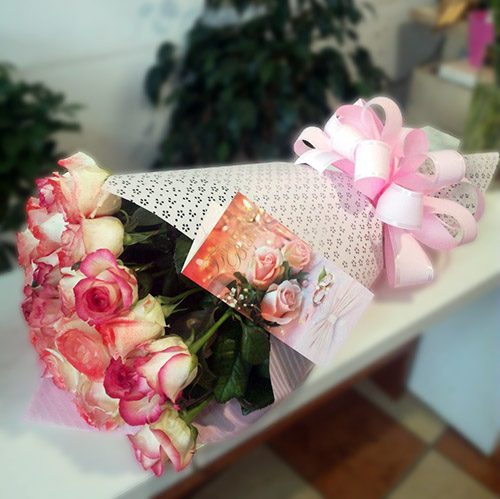 Букет розовых роз Джумилия фото