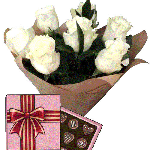 Фото товара 7 белых роз с конфетами в Черкассах