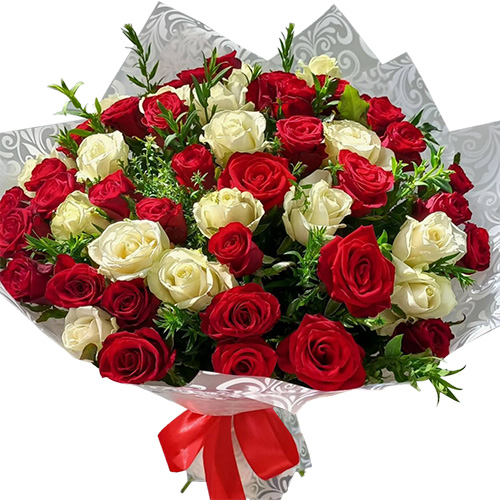 Фото товара Букет "Красуня" 51 троянда в Черкассах