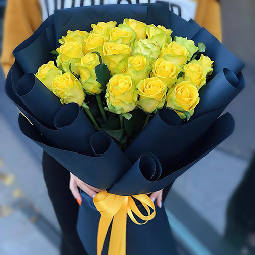 Фото товара Траурний букет жовтих троянд в Черкассах